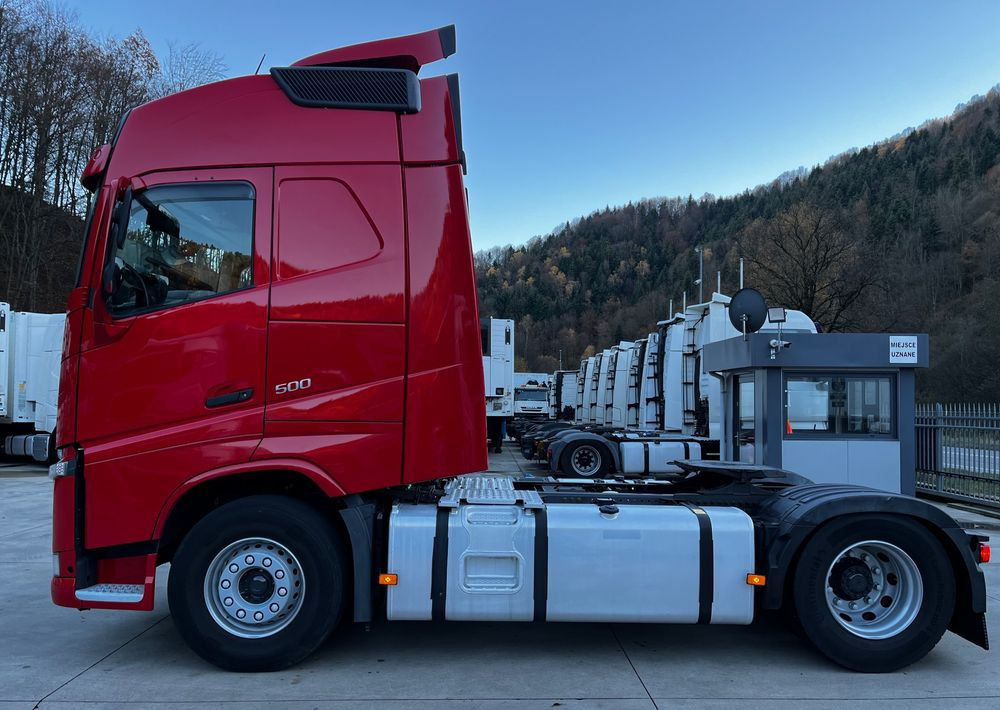 Volvo FH // Standard // 2018 // Duże zbiorniki // Klima postojowa // Radary // Idealny ! - Tractor head: gambar 5 Volvo FH // Standard // 2018 // Duże zbiorniki // Klima postojowa // Radary // Idealny ! - Tractor head: gambar 5