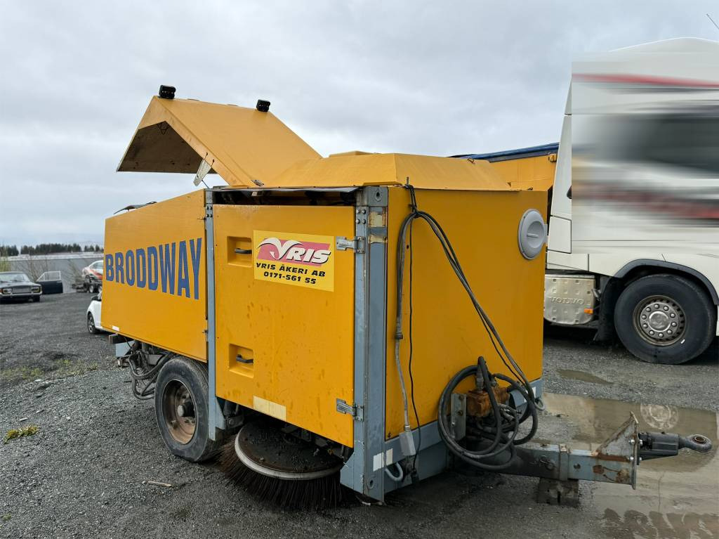 Broddway Combi feievogn - Penyapu jalan: gambar 5 Broddway Combi feievogn - Penyapu jalan: gambar 5