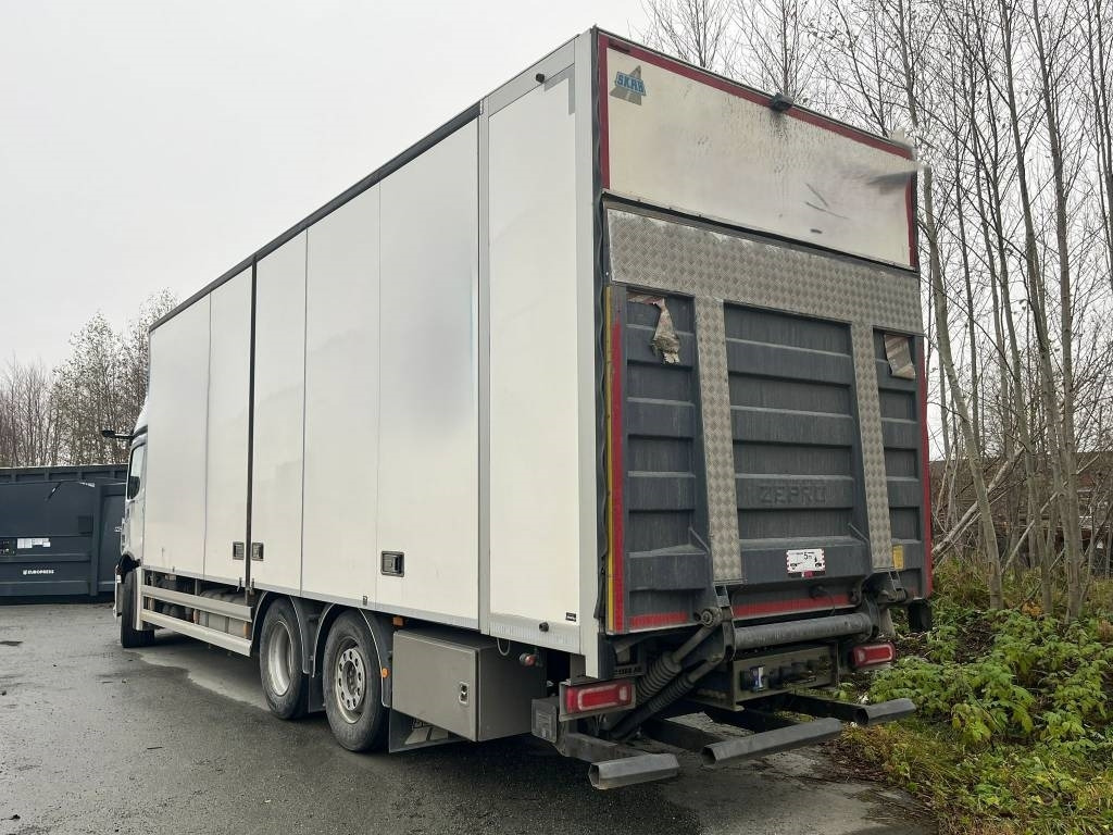 Mercedes-Benz Actros 2546 6x2 - Truk box: gambar 5 Mercedes-Benz Actros 2546 6x2 - Truk box: gambar 5