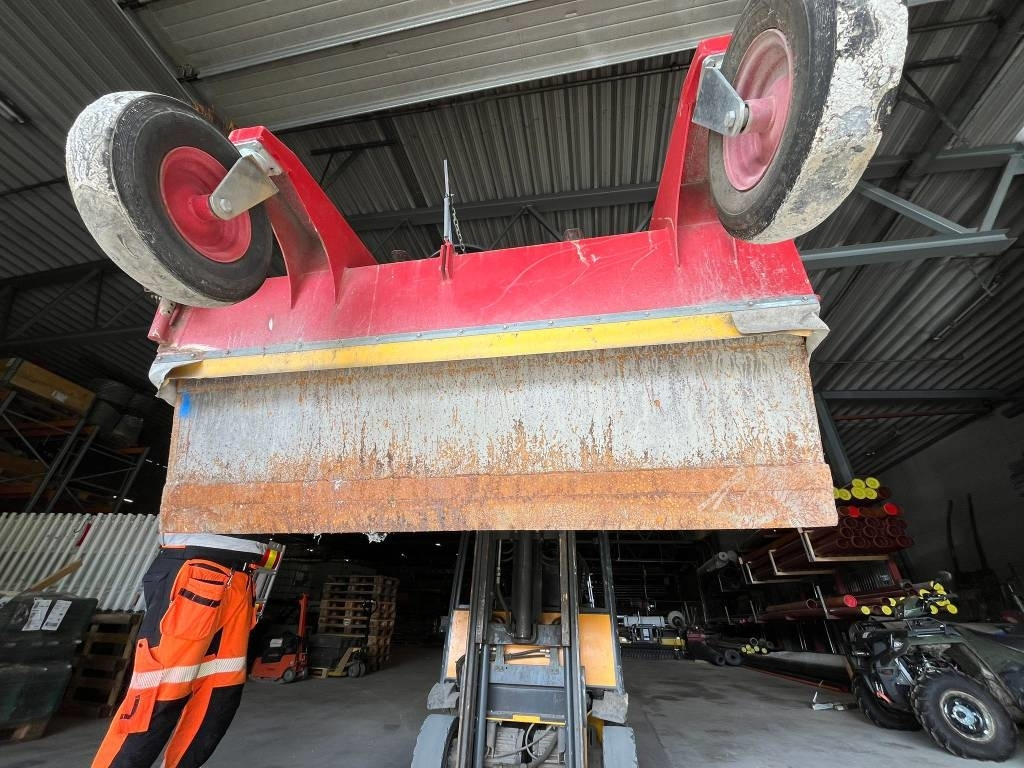 Westbjorn Hydro-Sweeper 2000 SSH - Sapu: gambar 3 Westbjorn Hydro-Sweeper 2000 SSH - Sapu: gambar 3