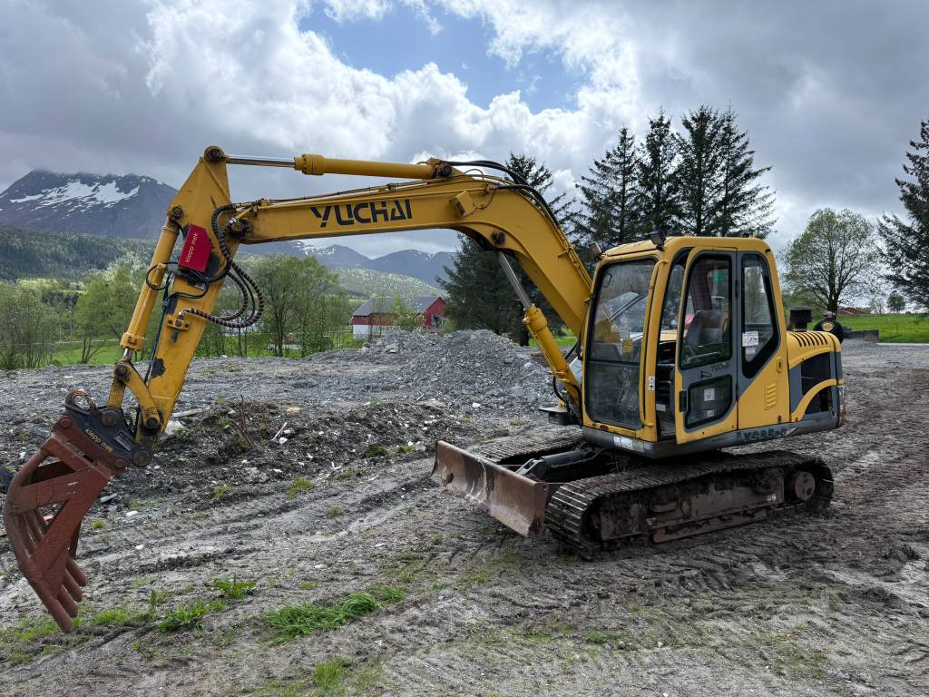 Yuchai YC 85-8 - Ekskavator mini: gambar 1 Yuchai YC 85-8 - Ekskavator mini: gambar 1