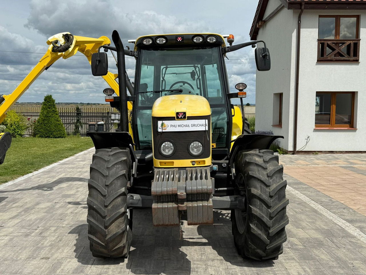 Massey Ferguson 6445 z kosiarką wysięgnikową do poboczy Rousseau T hénor 510 L FI - Traktor: gambar 2 Massey Ferguson 6445 z kosiarką wysięgnikową do poboczy Rousseau T hénor 510 L FI - Traktor: gambar 2