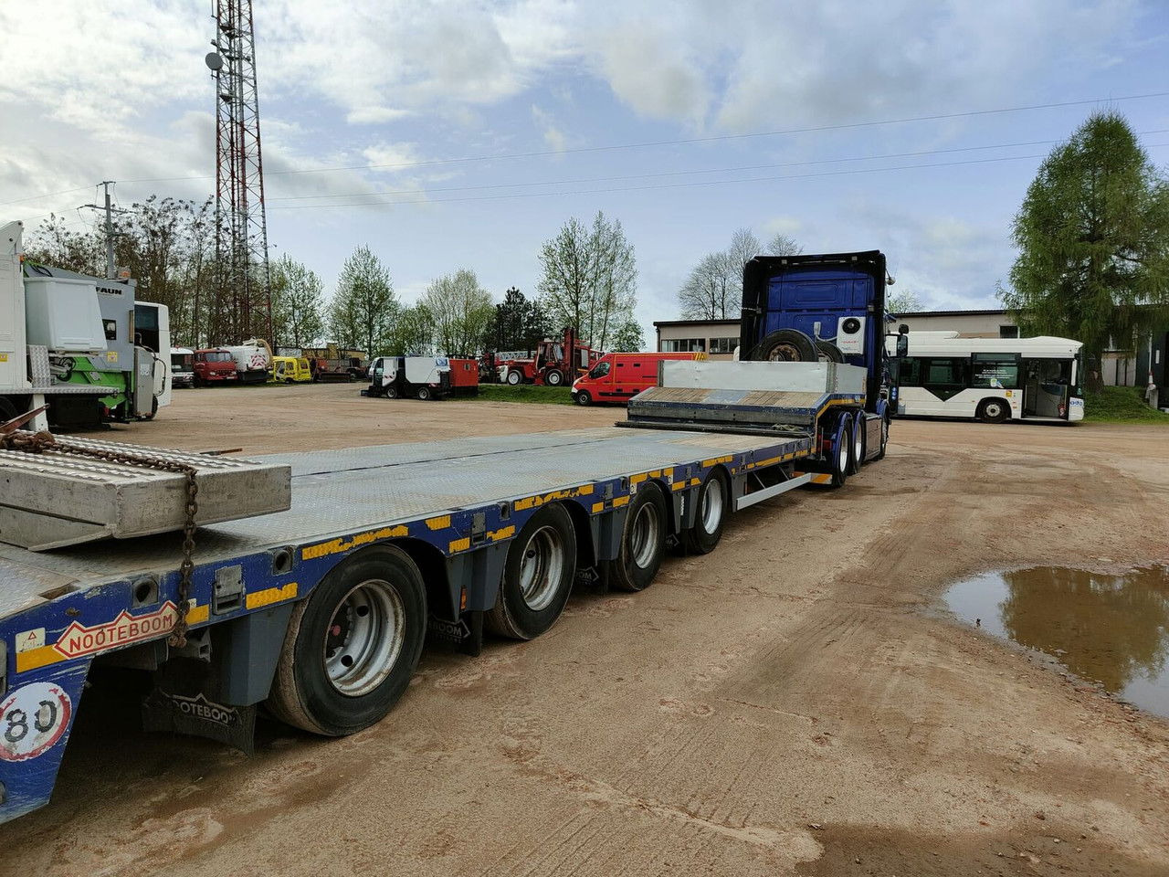 Nooteboom Osds-58-04V 58 000 DMC Odstępstwa - Semi-trailer low bed: gambar 4 Nooteboom Osds-58-04V 58 000 DMC Odstępstwa - Semi-trailer low bed: gambar 4