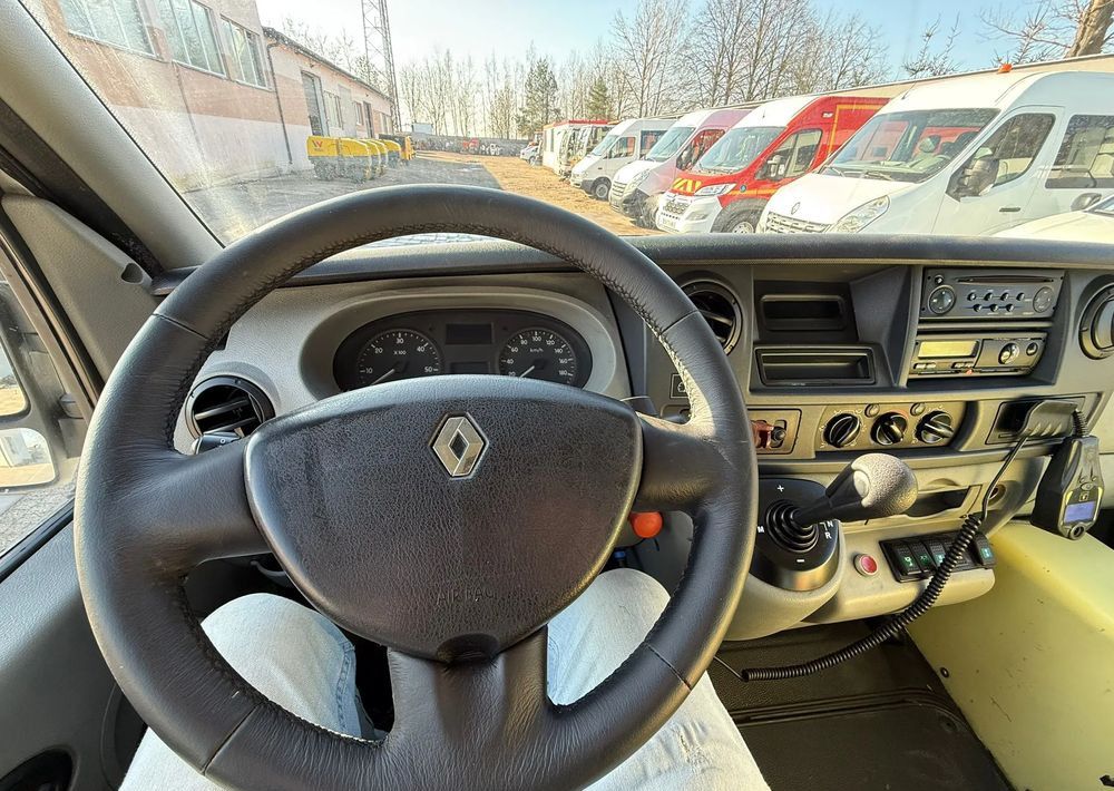 Bus mini, Van penumpang Renault Master: gambar 7