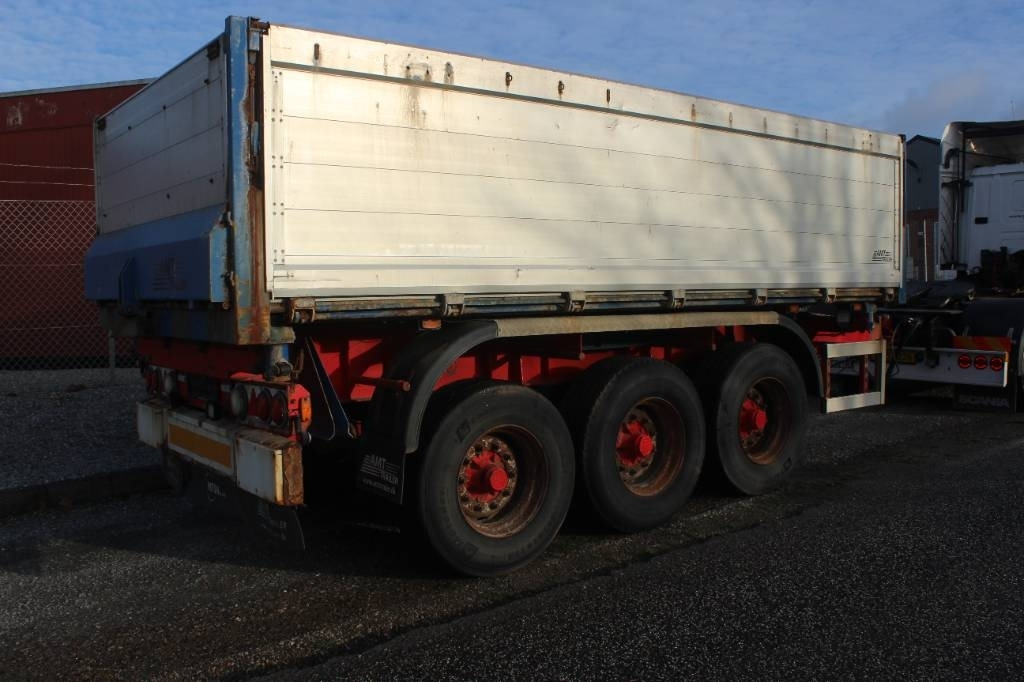 AMT KT300 3 akslet 3-vejs tipkærre m. alu-sider - Trailer jungkit: gambar 5 AMT KT300 3 akslet 3-vejs tipkærre m. alu-sider - Trailer jungkit: gambar 5