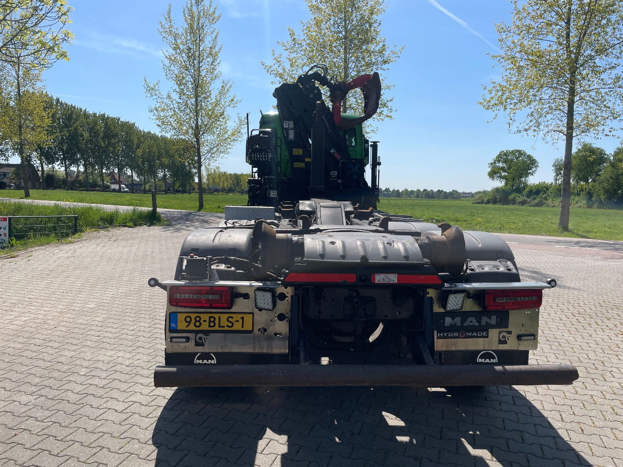 MAN TGS 35.420 met hiab 19tm Z kraan en 26t haakarm, bouwjaar 2018 - Pengangkut kontainer/ Container truck, Truk derek: gambar 3 MAN TGS 35.420 met hiab 19tm Z kraan en 26t haakarm, bouwjaar 2018 - Pengangkut kontainer/ Container truck, Truk derek: gambar 3