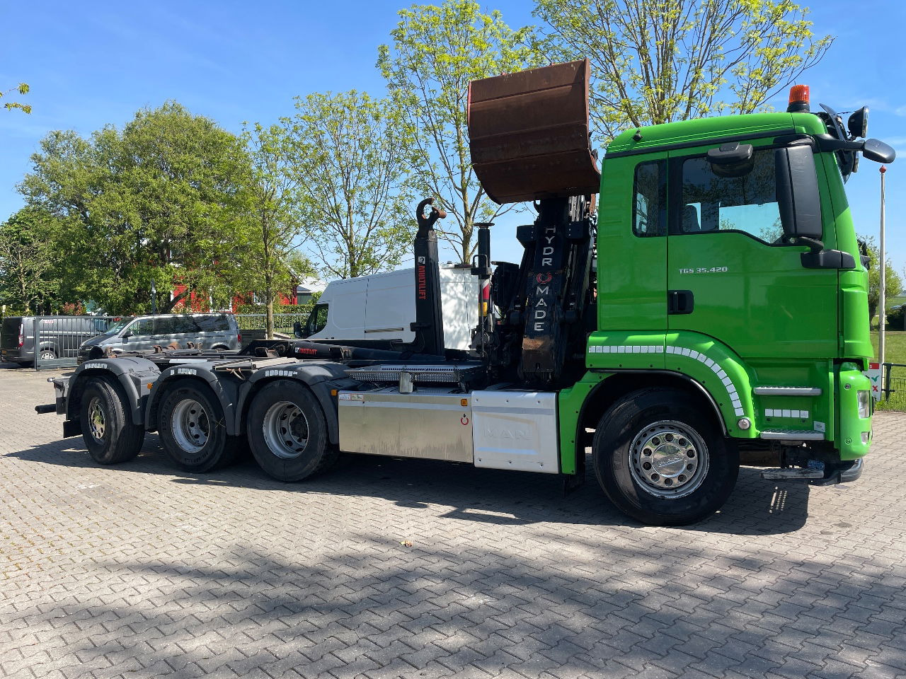 MAN TGS 35.420 met hiab 19tm Z kraan en 26t haakarm, bouwjaar 2018 - Pengangkut kontainer/ Container truck, Truk derek: gambar 5 MAN TGS 35.420 met hiab 19tm Z kraan en 26t haakarm, bouwjaar 2018 - Pengangkut kontainer/ Container truck, Truk derek: gambar 5