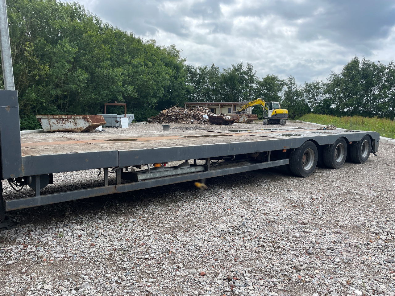 Nooteboom Mco-48-03 V uitschuifbaar hydrolisch gestuurd semi dieplader - Semi-trailer low bed: gambar 3 Nooteboom Mco-48-03 V uitschuifbaar hydrolisch gestuurd semi dieplader - Semi-trailer low bed: gambar 3