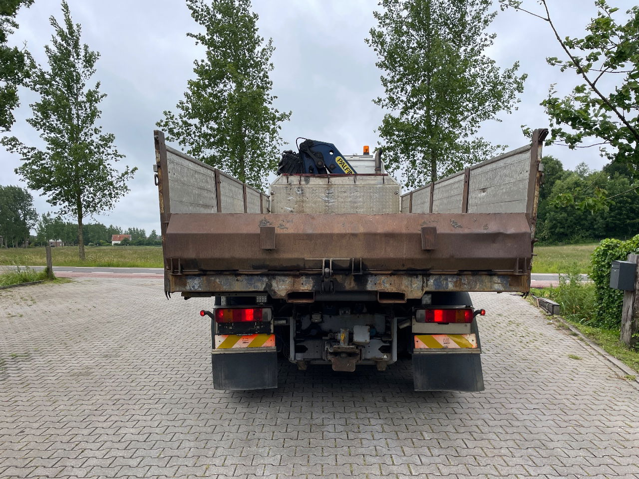 Volvo FM 7 310hp with Palfinger PK21000 with remote and tipper - Truk jungkit, Truk derek: gambar 4 Volvo FM 7 310hp with Palfinger PK21000 with remote and tipper - Truk jungkit, Truk derek: gambar 4