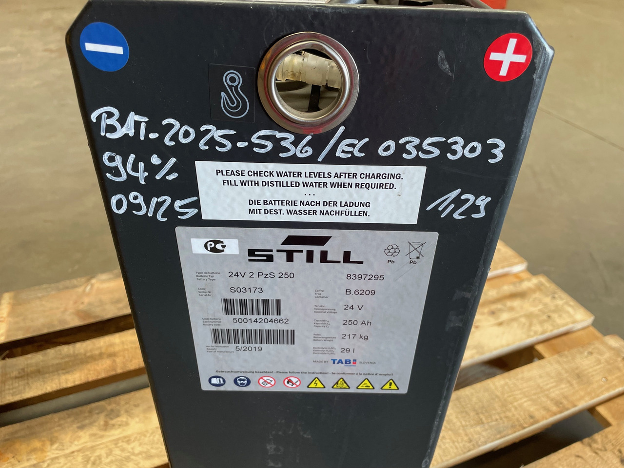 24 Volt I 2PzS 250 - Baterai untuk Peralatan untuk menangani material: gambar 5 24 Volt I 2PzS 250 - Baterai untuk Peralatan untuk menangani material: gambar 5