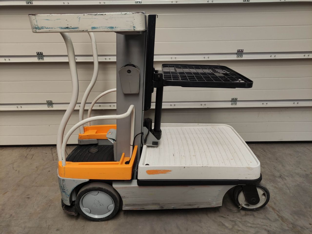 Crown WAV50-118 - Pengambil pesanan: gambar 2 Crown WAV50-118 - Pengambil pesanan: gambar 2