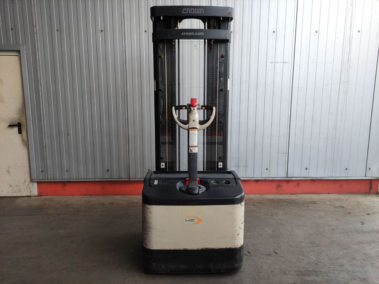 Crown WE 2300-1.6 TT - Penumpuk: gambar 4 Crown WE 2300-1.6 TT - Penumpuk: gambar 4