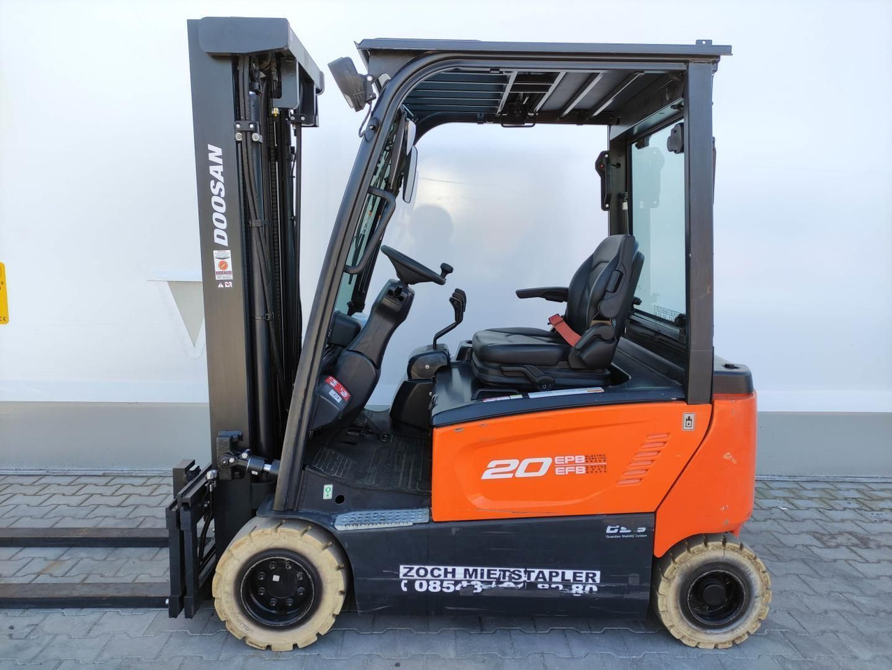 Doosan B20X-7 (Plus) - Forklift listrik: gambar 1 Doosan B20X-7 (Plus) - Forklift listrik: gambar 1