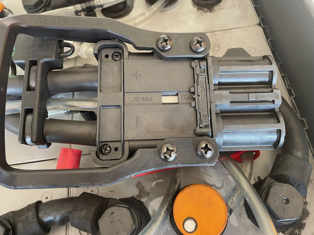 Exide 80V 6 PZS 930 - Baterai untuk Peralatan untuk menangani material: gambar 4 Exide 80V 6 PZS 930 - Baterai untuk Peralatan untuk menangani material: gambar 4