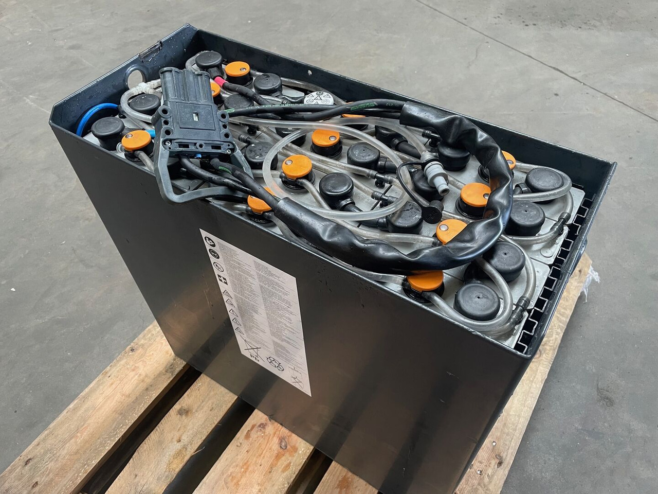 Hawker 24 Volt I 3 PZS 375 - Baterai untuk Peralatan untuk menangani material: gambar 1 Hawker 24 Volt I 3 PZS 375 - Baterai untuk Peralatan untuk menangani material: gambar 1