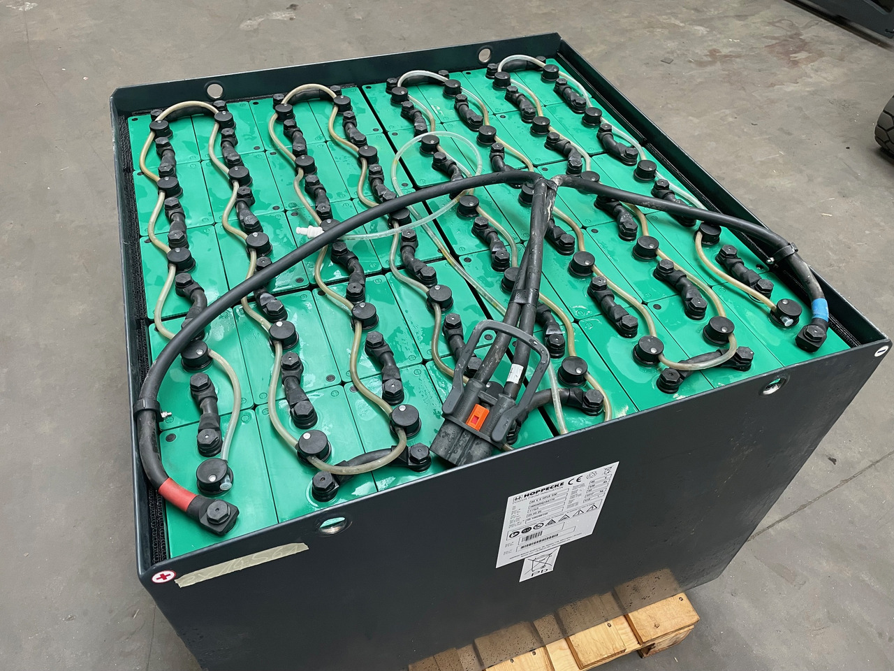 Hoppecke 80V 6 HPZS 930 - Baterai untuk Peralatan untuk menangani material: gambar 1 Hoppecke 80V 6 HPZS 930 - Baterai untuk Peralatan untuk menangani material: gambar 1
