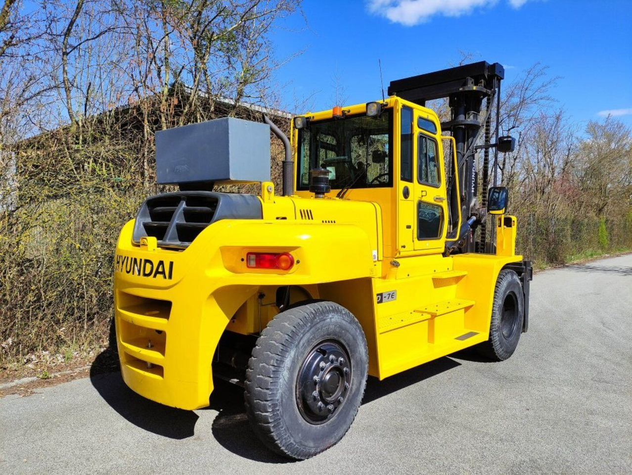 Penanganan kontainer Hyundai 160D-7E: gambar 8