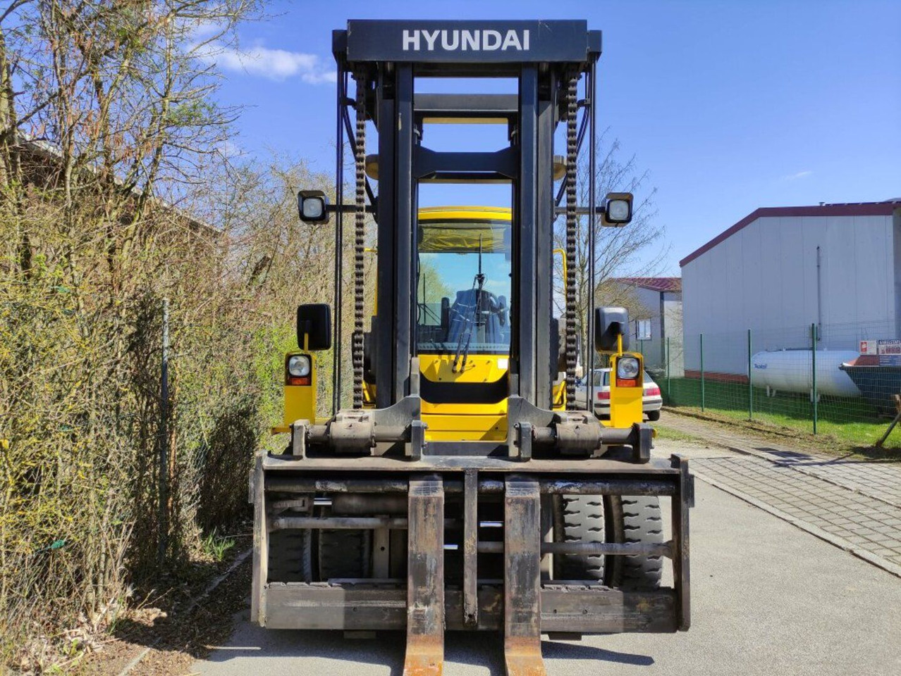Hyundai 160D-7E - Penanganan kontainer: gambar 3 Hyundai 160D-7E - Penanganan kontainer: gambar 3