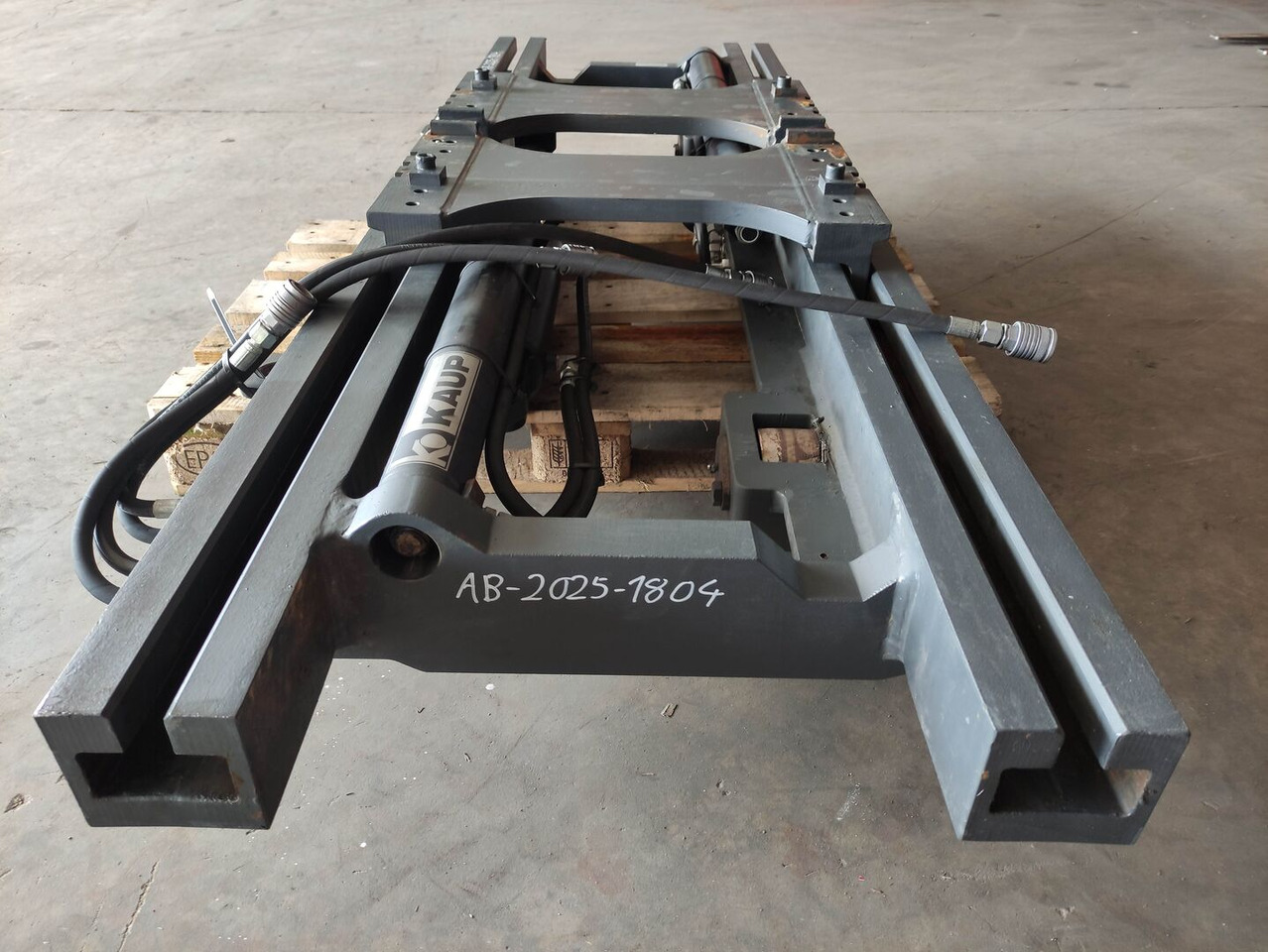 Kaup 10T466 - Garpu rumput: gambar 2 Kaup 10T466 - Garpu rumput: gambar 2