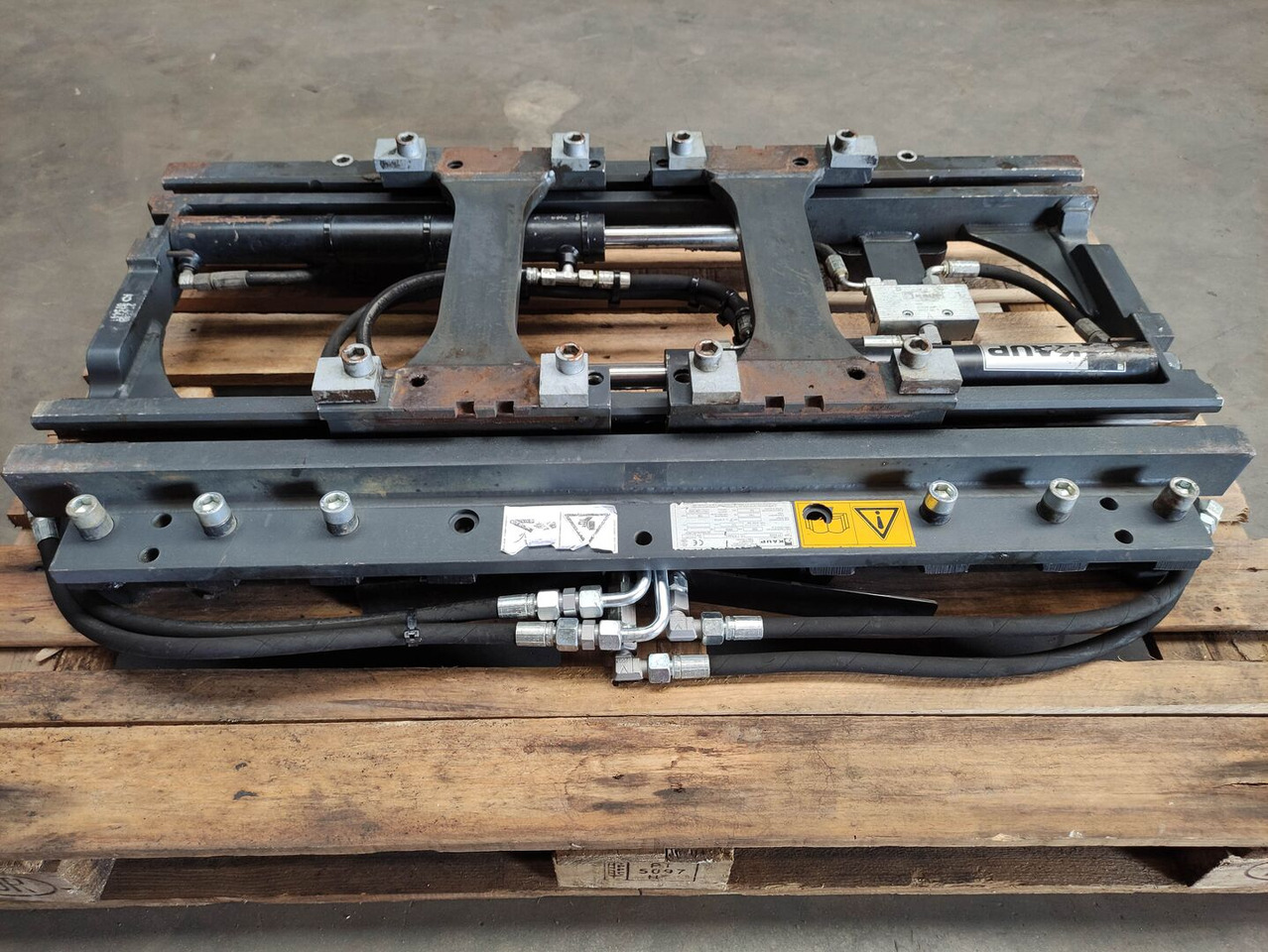 Kaup 2T466B - Garpu rumput: gambar 4 Kaup 2T466B - Garpu rumput: gambar 4