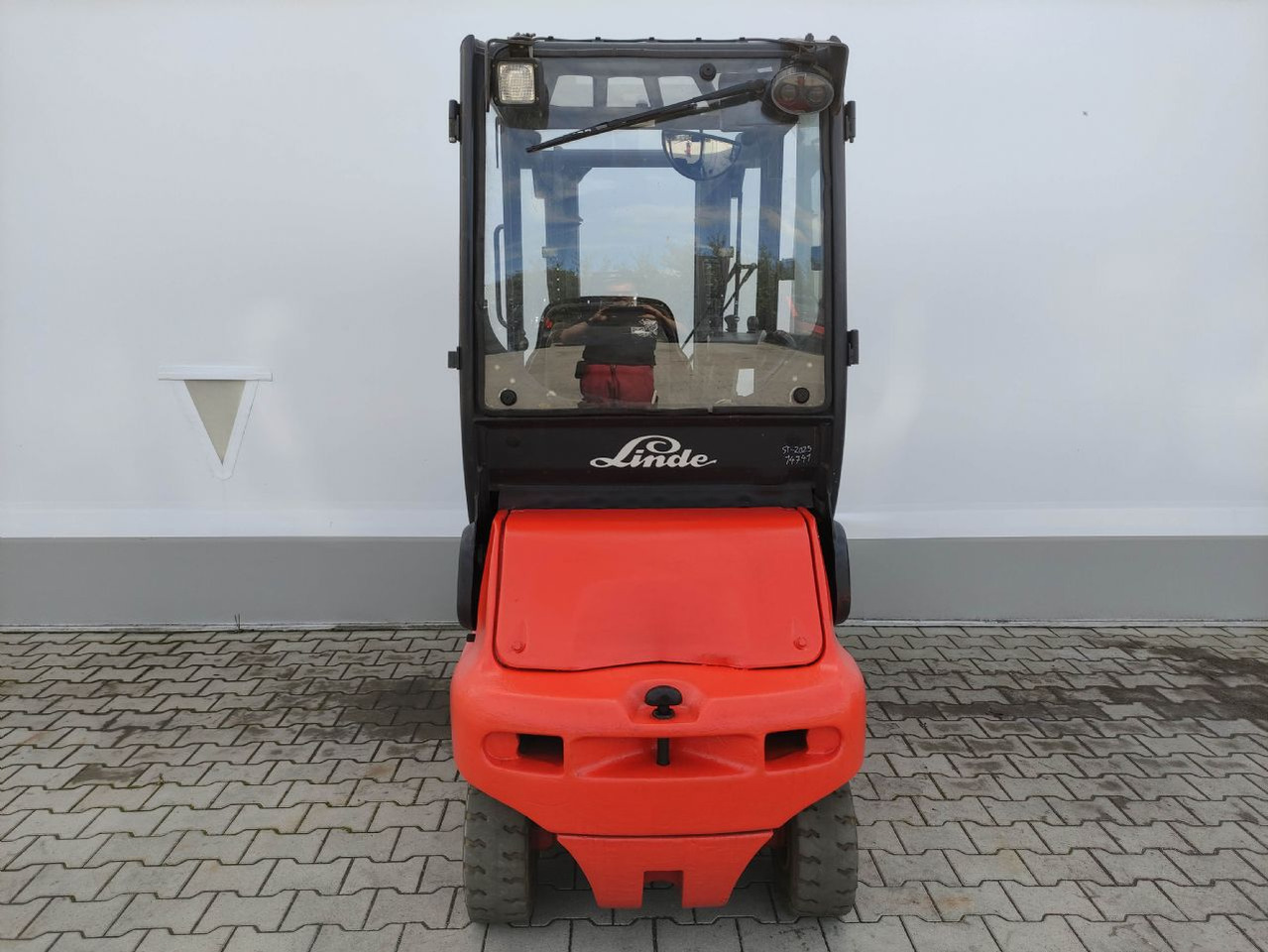 Linde E20-335 - Forklift listrik: gambar 4 Linde E20-335 - Forklift listrik: gambar 4