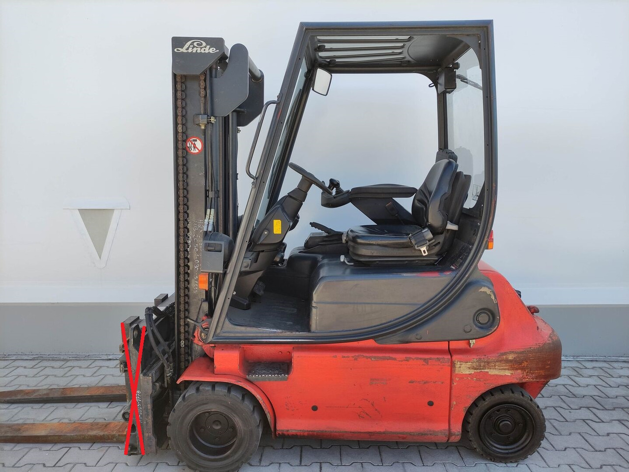 Linde E20P-02-335 - Forklift listrik: gambar 1 Linde E20P-02-335 - Forklift listrik: gambar 1