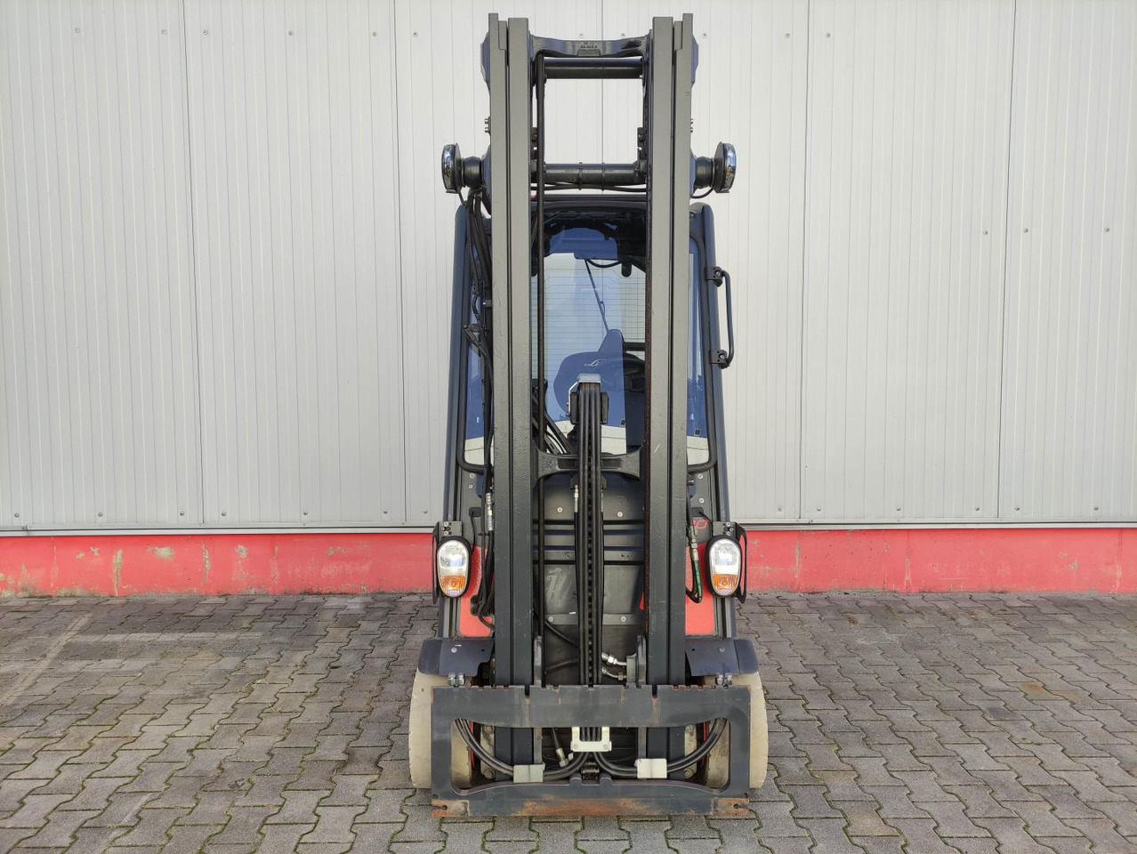 Linde E20PH-02-386-EVO - Forklift listrik: gambar 3 Linde E20PH-02-386-EVO - Forklift listrik: gambar 3