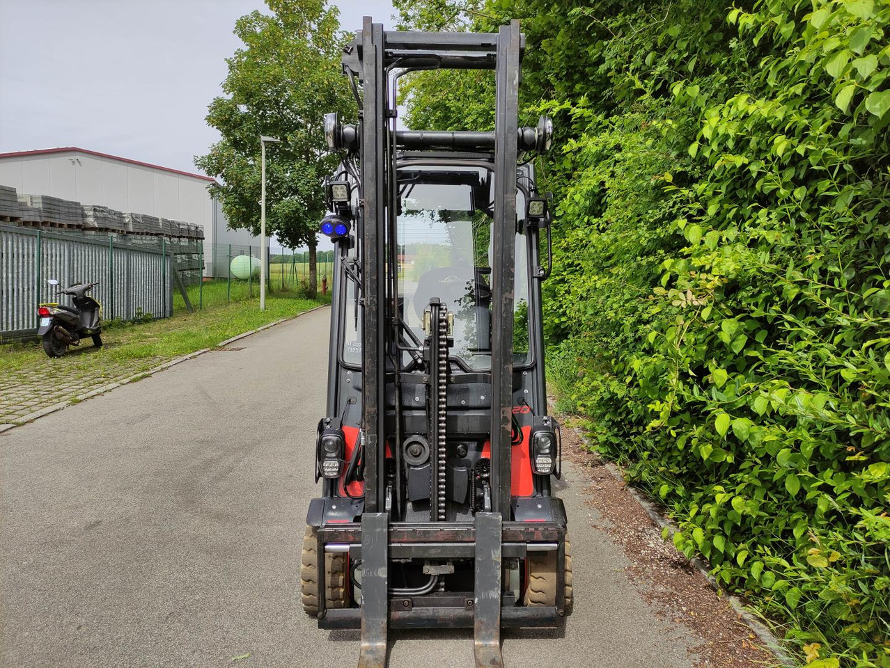 Linde E20PH-02-386-EVO - Forklift listrik: gambar 3 Linde E20PH-02-386-EVO - Forklift listrik: gambar 3