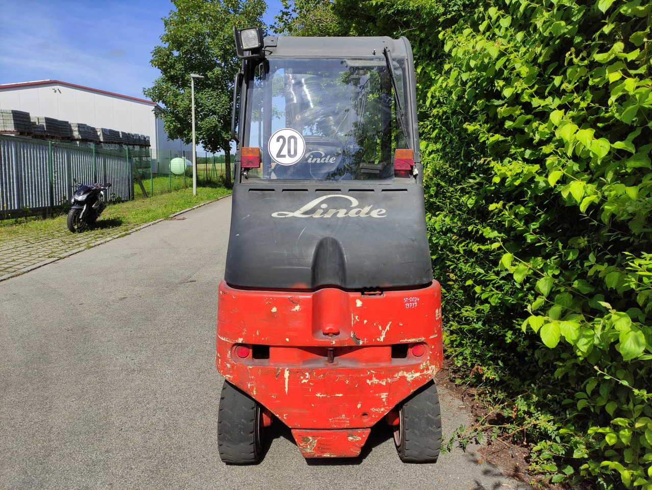 Linde E30-03-336 - Forklift listrik: gambar 4 Linde E30-03-336 - Forklift listrik: gambar 4