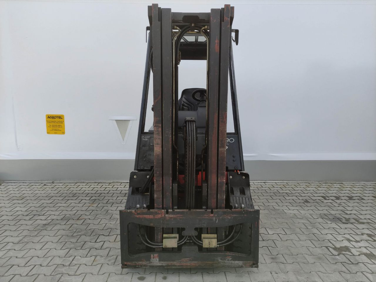 Linde E30/03/600-336 - Forklift listrik: gambar 3 Linde E30/03/600-336 - Forklift listrik: gambar 3