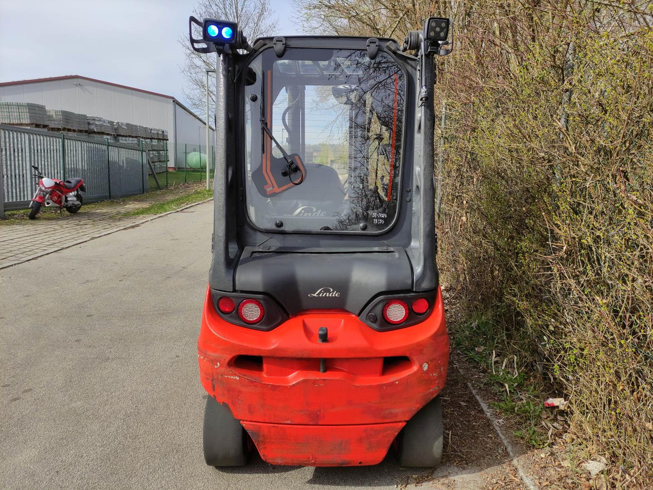 Linde E35L-01-387 - Forklift listrik: gambar 4 Linde E35L-01-387 - Forklift listrik: gambar 4