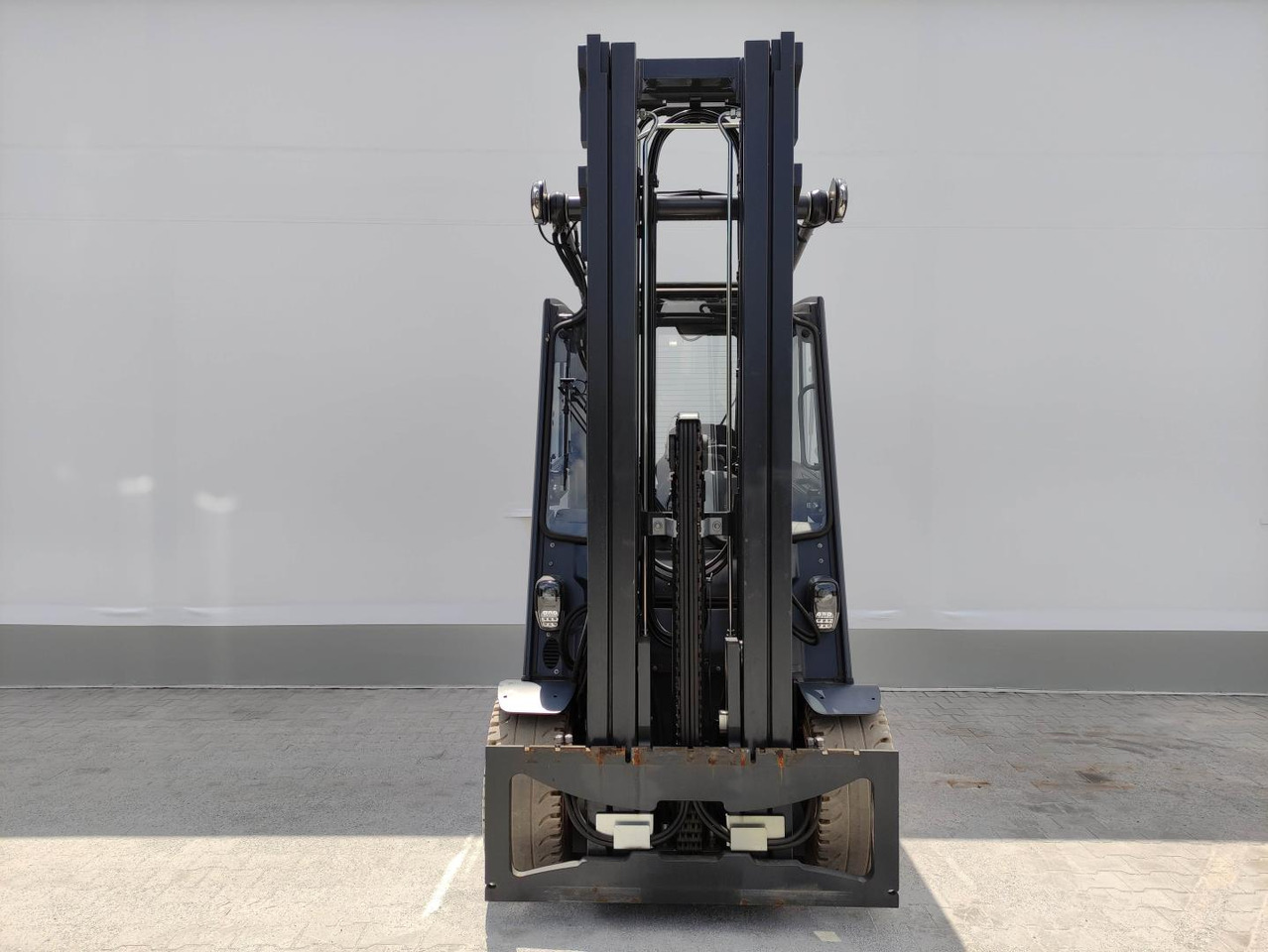 Linde E50HL-388 - Forklift listrik: gambar 3 Linde E50HL-388 - Forklift listrik: gambar 3
