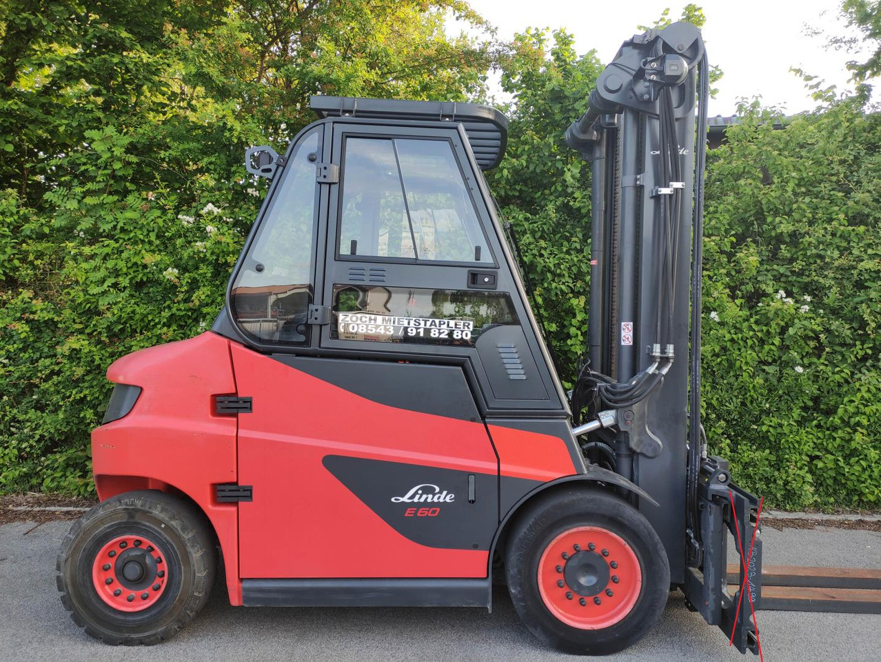 Linde E60-01-1279 - Forklift listrik: gambar 2 Linde E60-01-1279 - Forklift listrik: gambar 2