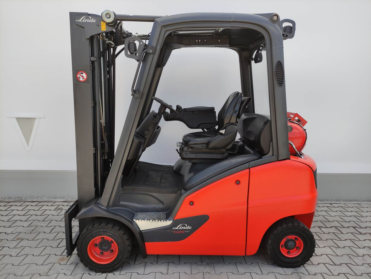 Linde H20T-01-391 EVO - Forklift: gambar 1 Linde H20T-01-391 EVO - Forklift: gambar 1