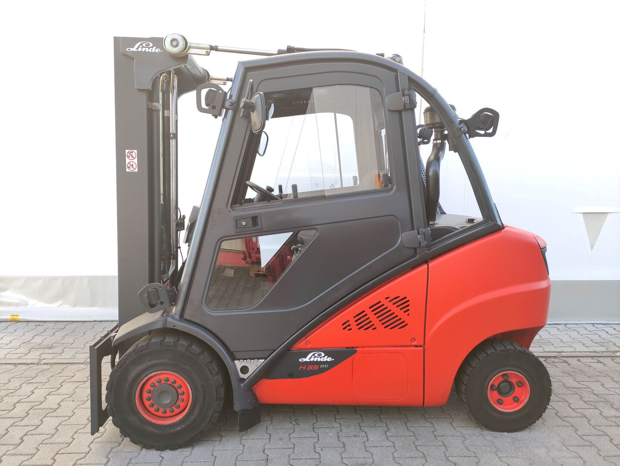 Linde H35D-393-02 EVO / LACK NEU - Forklift diesel: gambar 1 Linde H35D-393-02 EVO / LACK NEU - Forklift diesel: gambar 1