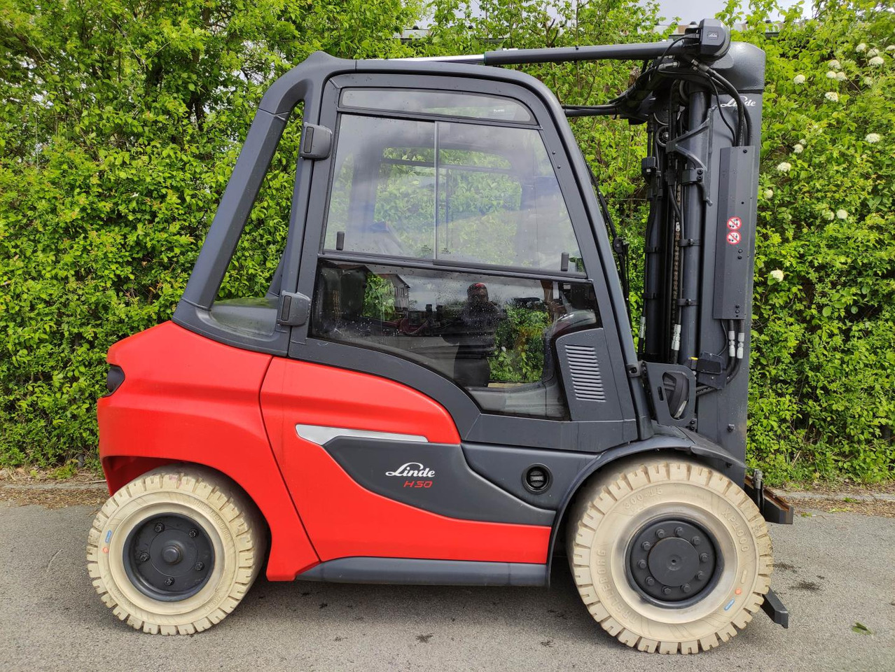 Linde H50D-1204 - Forklift diesel: gambar 2 Linde H50D-1204 - Forklift diesel: gambar 2