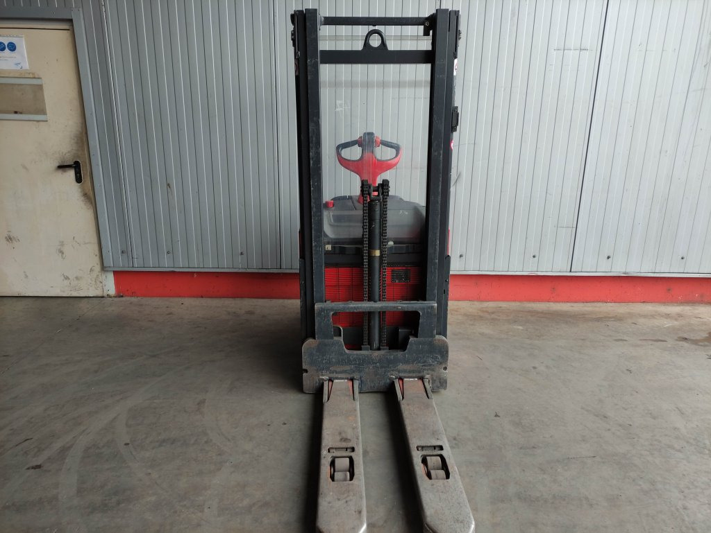 Linde L14APi - Penumpuk: gambar 3 Linde L14APi - Penumpuk: gambar 3