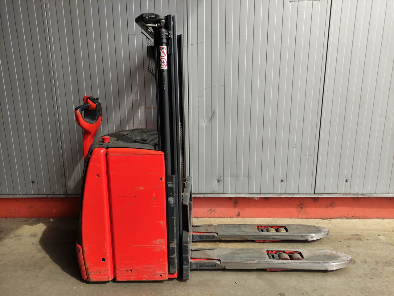 Linde L14i-1173 - Penumpuk: gambar 2 Linde L14i-1173 - Penumpuk: gambar 2
