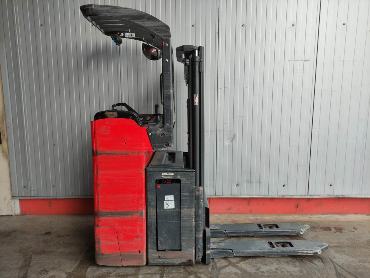 Linde L16 R - Penumpuk: gambar 2 Linde L16 R - Penumpuk: gambar 2