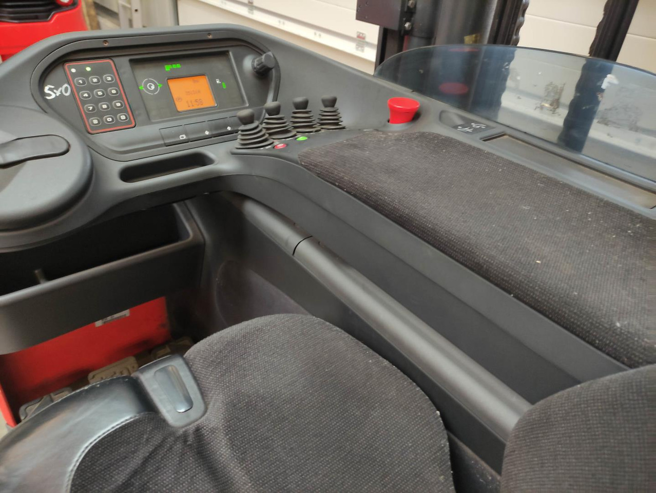 Linde R14-01-1120 - Jangkauan truk: gambar 5 Linde R14-01-1120 - Jangkauan truk: gambar 5