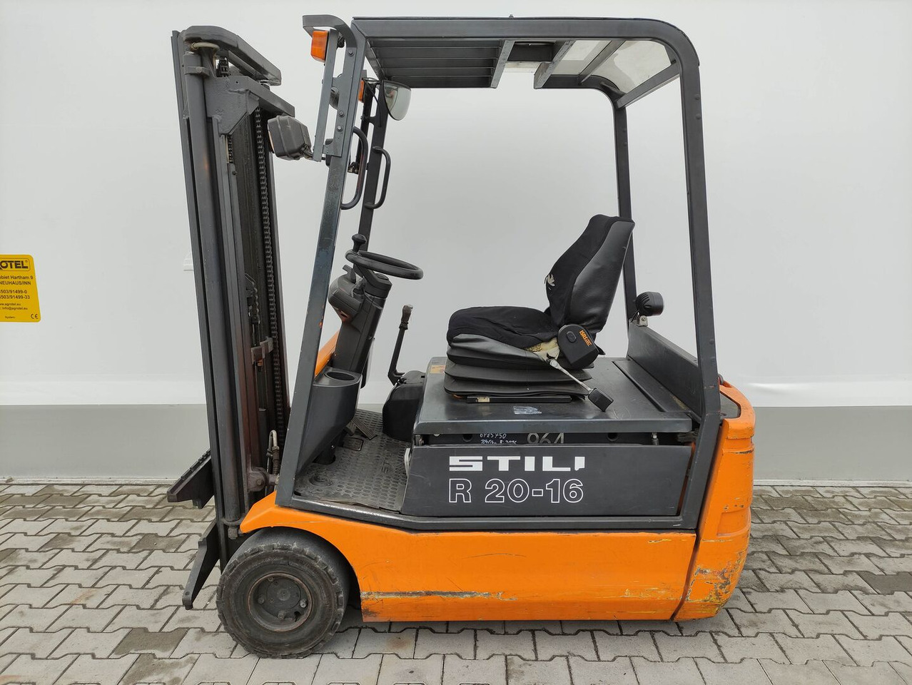Still R20-16 - Forklift listrik: gambar 1 Still R20-16 - Forklift listrik: gambar 1