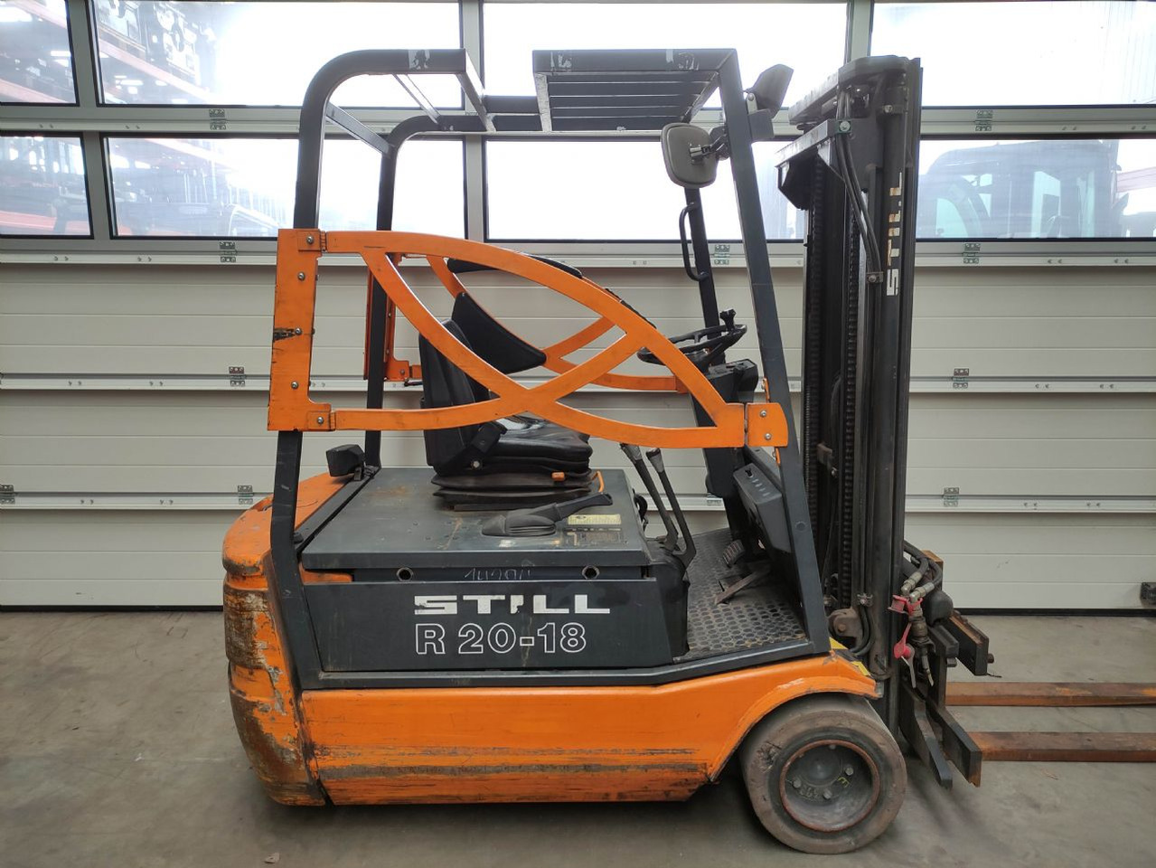 Still R20-18 - Forklift listrik: gambar 2 Still R20-18 - Forklift listrik: gambar 2