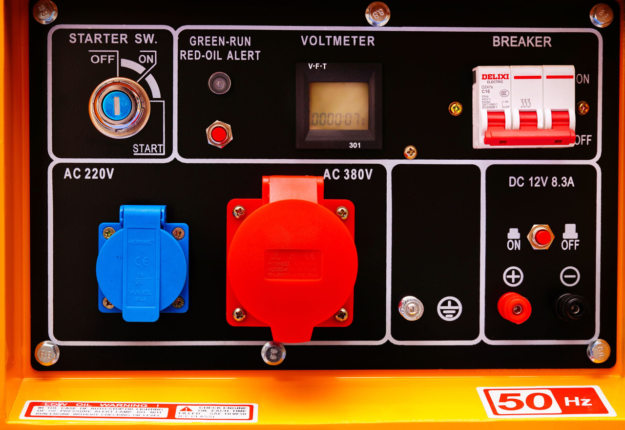 HELVETICA POWER 9KVA Dieselgenerator mit E-Start - Genset: gambar 4 HELVETICA POWER 9KVA Dieselgenerator mit E-Start - Genset: gambar 4