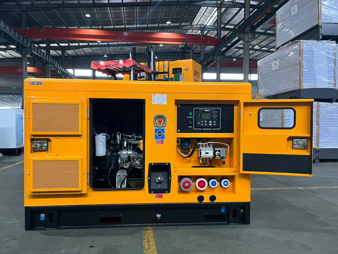 HELVETICA POWER HP030S1A 38KVA / 30KW Diesel Stromgenerator SuperSilent - Genset: gambar 2 HELVETICA POWER HP030S1A 38KVA / 30KW Diesel Stromgenerator SuperSilent - Genset: gambar 2