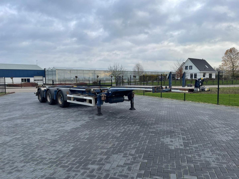 Renders ROC 16.27 CC X-STEERING, ALLE AANSLUITINGEN, APK. - Semi-trailer pengangkut mobil: gambar 5 Renders ROC 16.27 CC X-STEERING, ALLE AANSLUITINGEN, APK. - Semi-trailer pengangkut mobil: gambar 5