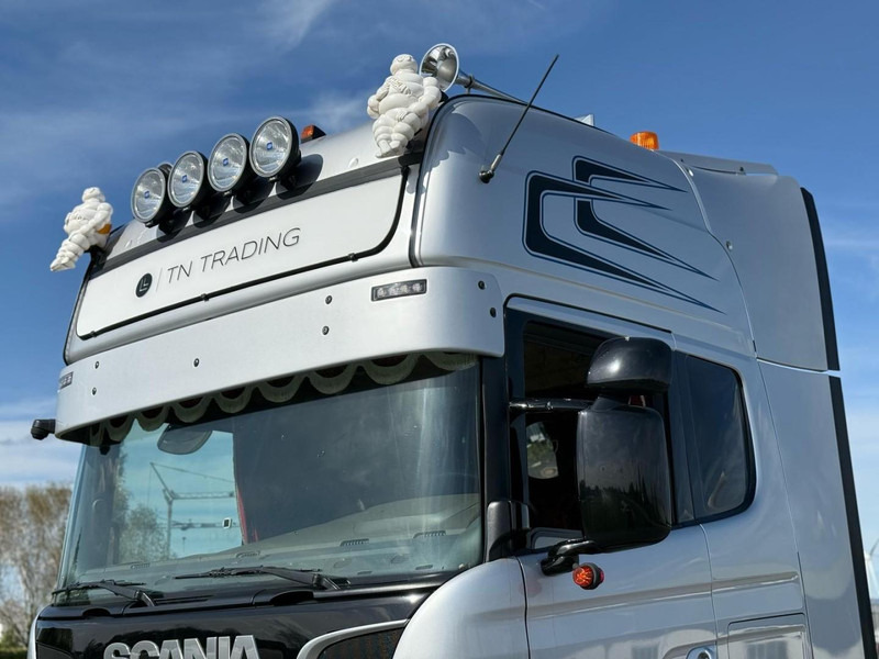 Scania R520 V8 FULL AIR, STEERING PUSHER, SHOW TRUCK, TOP - Tractor head: gambar 3 Scania R520 V8 FULL AIR, STEERING PUSHER, SHOW TRUCK, TOP - Tractor head: gambar 3