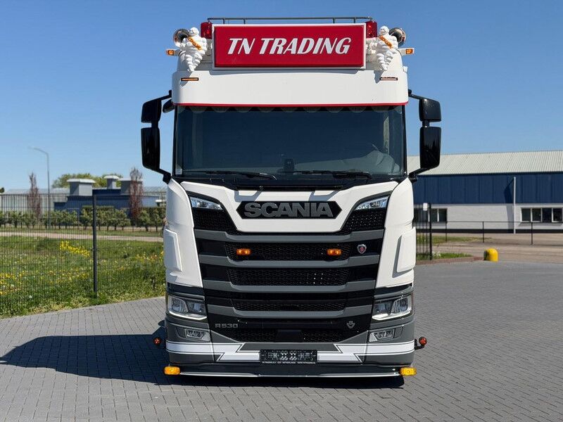 Scania R530 V8 NGS NEW, SHOWTRUCK, INTERIOR, VOORBEREID PTO, SHOW. - Tractor head: gambar 4 Scania R530 V8 NGS NEW, SHOWTRUCK, INTERIOR, VOORBEREID PTO, SHOW. - Tractor head: gambar 4