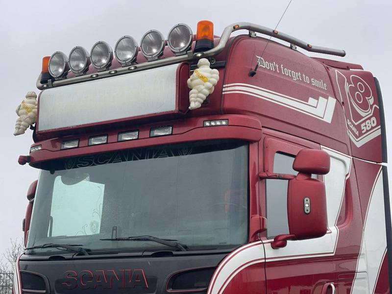 Scania R580 V8 SILVER GRIFFIN 66/100, LIMITED EDITION, FULL AIR, RETARDER. - Tractor head: gambar 5 Scania R580 V8 SILVER GRIFFIN 66/100, LIMITED EDITION, FULL AIR, RETARDER. - Tractor head: gambar 5