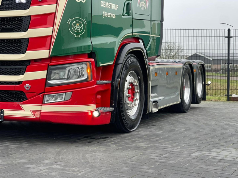 Scania S 650 SHOW TRUCK, FULL AIR, MOTOR BRAKE, PTO/HYDRAULIC. - Tractor head: gambar 5 Scania S 650 SHOW TRUCK, FULL AIR, MOTOR BRAKE, PTO/HYDRAULIC. - Tractor head: gambar 5