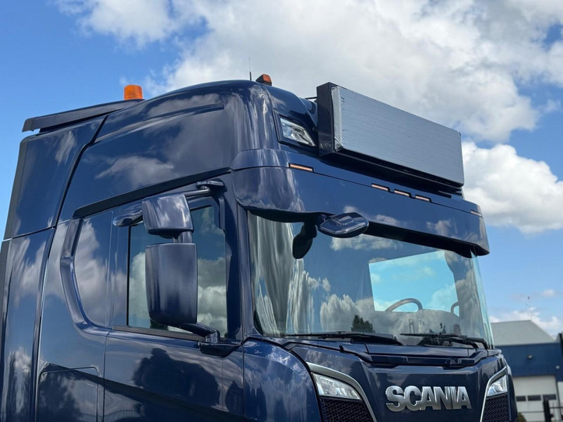 Scania S520 VOLLUCHT, ALCOA, 6 LUCHT BALGEN, LEER. - Tractor head: gambar 5 Scania S520 VOLLUCHT, ALCOA, 6 LUCHT BALGEN, LEER. - Tractor head: gambar 5